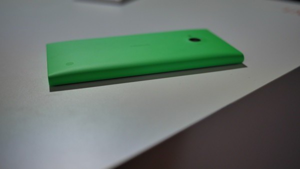 Smartphone Nokia 735: descripción, características y comentarios de los propietarios